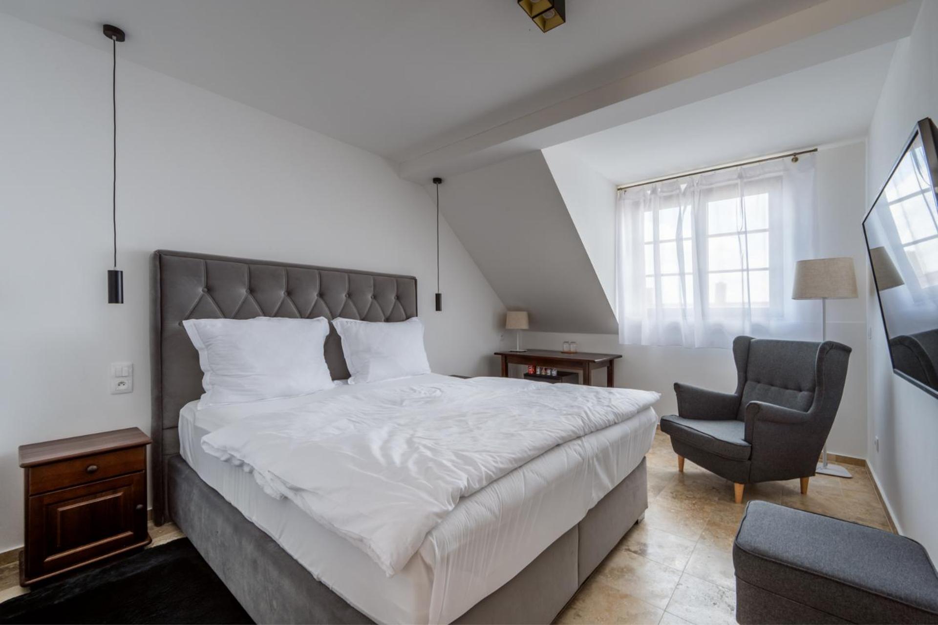 Separe V Zahrade Otel Ratmerice Dış mekan fotoğraf